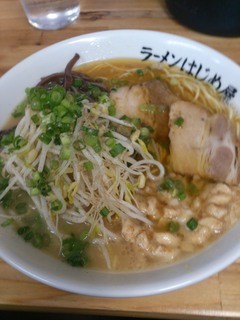 はじめ屋 - ラーメン　おいしい