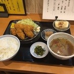 Kura - ミックスフライ定食 800円