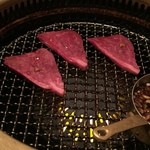 SATOブリアン - (2015/11) ヒレ焼いている