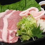 白肉屋 - 