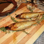 アナザー シー - 子持ち鮎のコンフィ