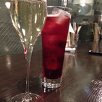 スプマンテ、カシスソーダ