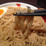 三豊麺 サンプラザ店 - 平打ち麺です