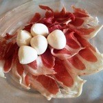 SAKURAGUMI - ANTIPASTO　プロシュットと水牛乳チーズ