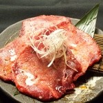 白肉屋 - 