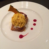 リモネ - フレンチトーストにバニラアイスとパンプキンクリームがのったもの