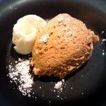 ヤマガタ サンダンデロ - 練りキャラメルと塩ジェラート