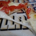 ZUZU - （2015/9月）ビアンカマルゲリータ　水牛モッツァレラ