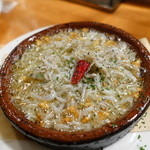 YAICHIRO - シラスのアヒージョ