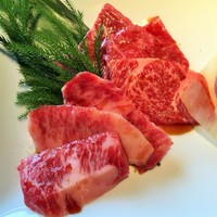 焼肉 べこ亭 たまプラーザ本店 - 上カルビと上ロース