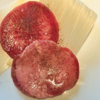 焼肉 べこ亭 たまプラーザ本店 - 上牛タン