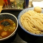 麺屋一燈 - 半熟味玉濃厚魚介つけめん大盛
