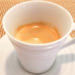 ビストロアム - ランチコース 3888円 のコーヒー