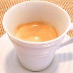 ビストロアム - ランチコース 3888円 のコーヒー