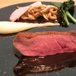 ビストロアム - ランチコース 3888円 の鴨のロティ エリンギ茸をパスタに見立てた 鴨もも肉のラグー