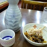 中華料理 おがわ - 日本酒はサービスの大徳利