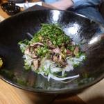 鶏料理ひとりひとり - 、鶏ももたたき９００円