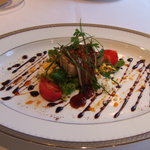 ラトラス - 2010.６月　江戸前穴子のヴァヴールとキャラメリゼ、フォアグラのテリーヌマスタードグリーンサラダ