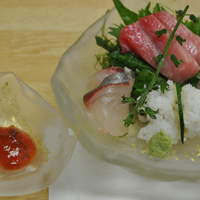 草庵 - お造り　南マグロのトロ、シマアジ、ハモ、こち昆布まぶし
