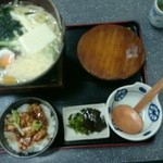 Shokujidokoro Kasuga - 九重夢ポーク丼と鍋焼きうどん