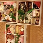Kadowaki - おせち料理　七寸三段重　37800円(本体価格35000円)