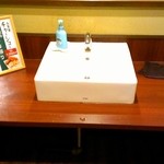 らーめん一作 - トイレ手前もリニューアル