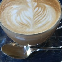 BISTRO FAVORI 代官山 - カフェラテ
