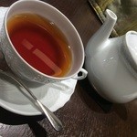 ダマン リュミエール - 11月）食後に4種のベリーのお茶♪