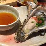 鮨丸 - 生牡蠣