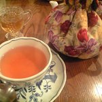 西洋茶館 - ピーチ・パラダイスという紅茶、それにハチミツ