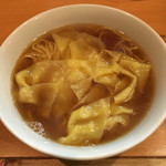 麺屋 すずらん - ●2015 #269 @うすくち正油のかけラーメン＋ワンタンの皮 ¥650