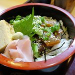 華寿司 - おまかせづけ丼