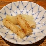 日本橋 天丼 金子半之助 - ガリごぼう