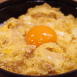 鳥つね自然洞 - 上タタキ丼