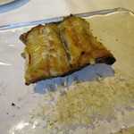 ウシマル - 天然うなぎの白焼き 山わさび添え