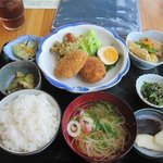 犬鳴お茶屋 米の花 - おふくろ定食６８０円を注文しました。