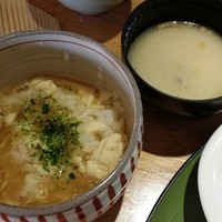 高台寺羽柴 - 湯葉丼と白味噌の味噌汁