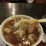 味奈登庵  - 麺は中細