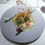 ビストロアム - 白菜で包まれた低温調理した真鯛のコンフィ