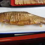 Asahigaoka - 虹鱒の甘露煮は柔らかく煮られていて、薄めの味付けで美味しかったです
