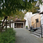 MOKICHI TRATTORIA - 外観