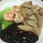 香港仔 焼味牛什魚蛋粉麵 - 