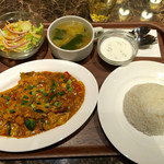 タイレストラン タニサラ - プーニンパッポンカリー税込1180円　と　Dセット税込250円