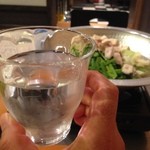 居酒屋・もつ鍋湯築屋 - 赤霧島600円