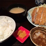 Kushikatsu Seki - ロースカツ定食