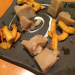 まんてん鮨 - 芋といぶりがっこ的なもの