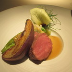 仔牛ロースのムニエル、万願寺唐辛子とシトラスの香る夏野菜