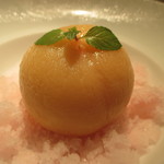 レストランひらまつ 広尾 - 桃のコンポート、マラスキーノ風味のグラニテと共に