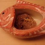 かが万 - 中は御赤飯でした！