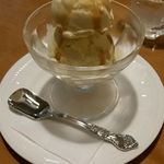 カフェ ピアーチェ - アッフォガード・キャラメル